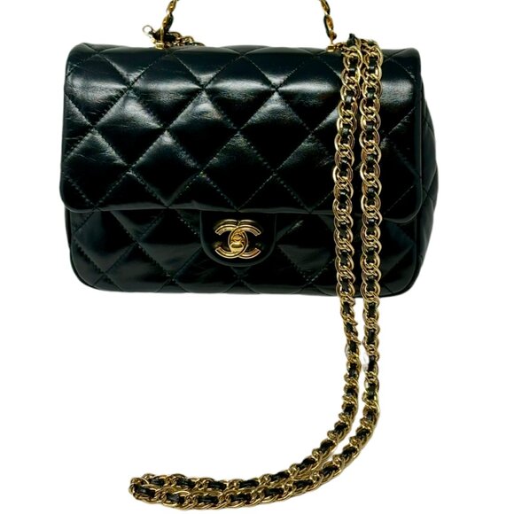 Chanel black quilted lambskin flap bag with top handle & crossbody chain - Picture 1 of 10
